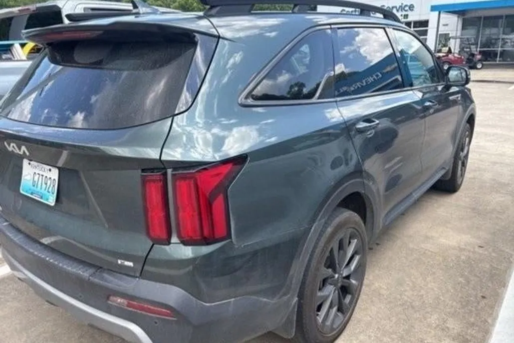 2023 Kia Sorento X-Line SX Prestige photo 1