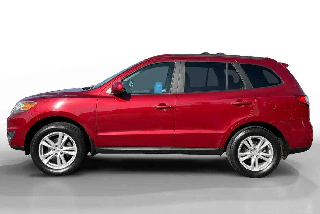 2011 Hyundai Santa Fe SE photo 1