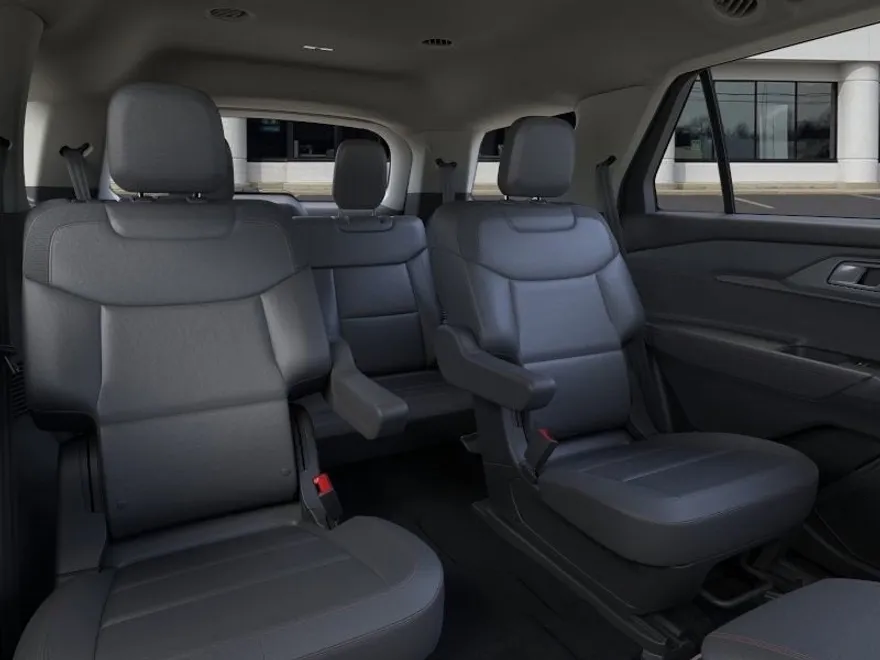 2025 Ford Explorer photo 11