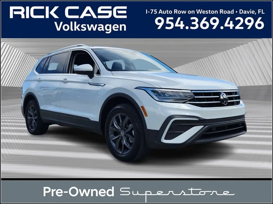 2023 Volkswagen Tiguan SE photo 1