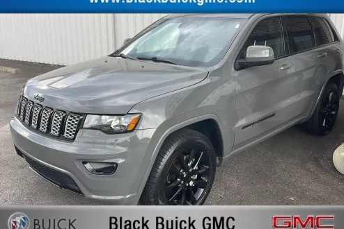 2019 Jeep Grand Cherokee Altitude photo 1