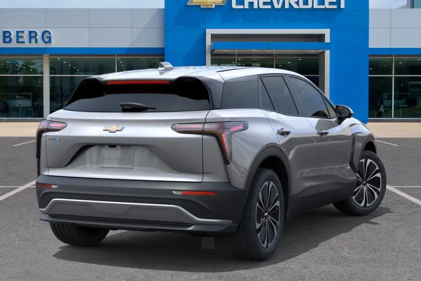 2026 Chevrolet Blazer EV photo 1