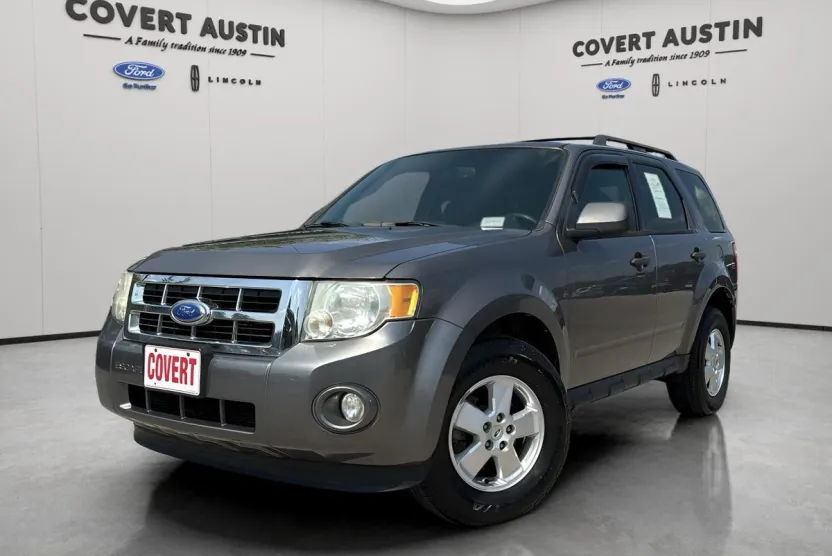 2011 Ford Escape XLT photo 1