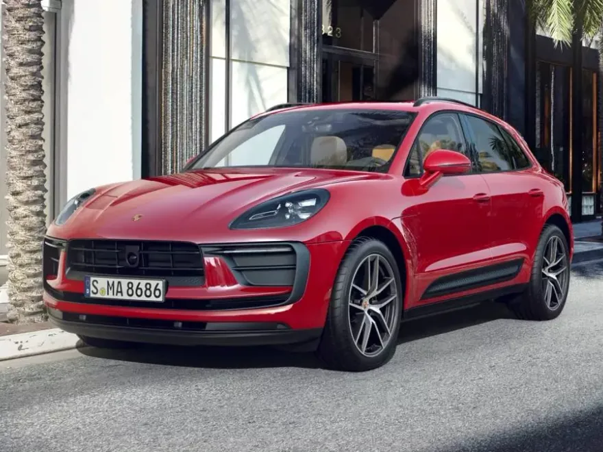 2025 Porsche Macan T photo 1