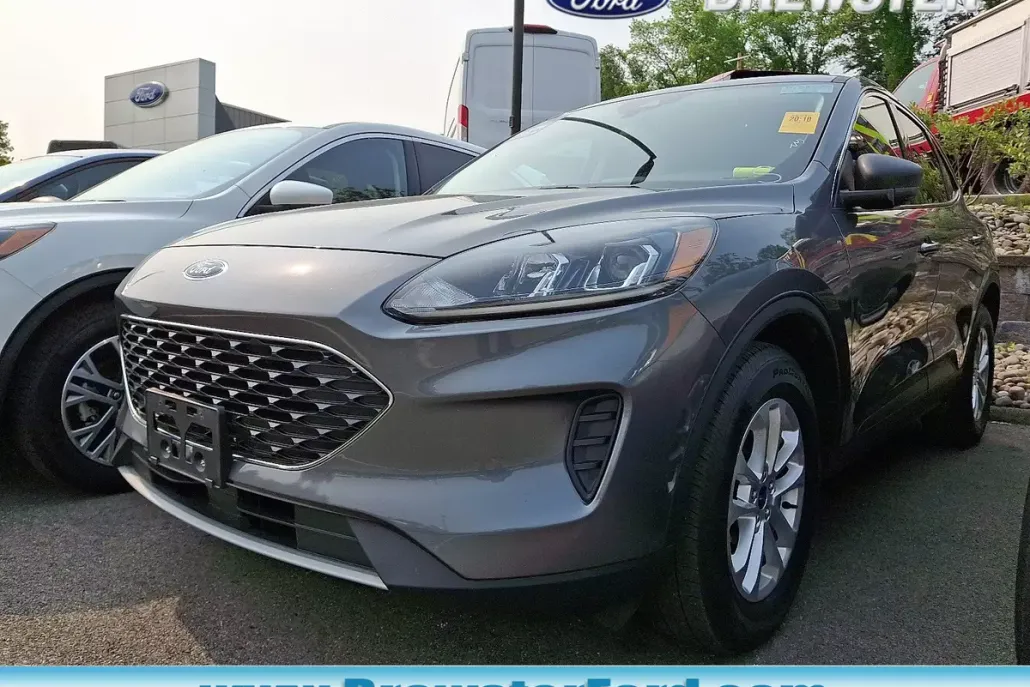 2022 Ford Escape SE photo 1