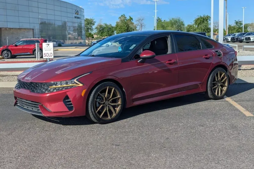 2022 Kia K5 LXS photo 1