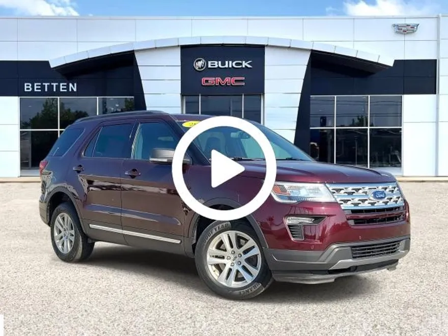 2019 Ford Explorer XLT photo 1