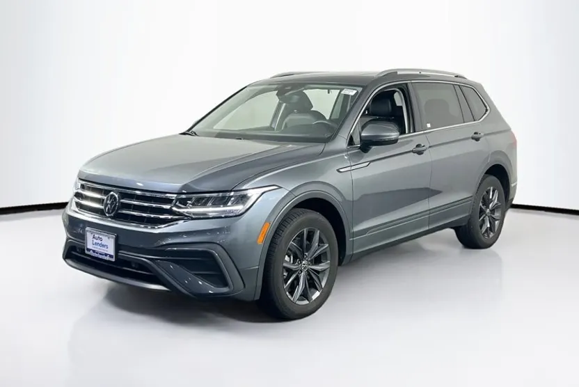 2022 Volkswagen Tiguan SE photo 1