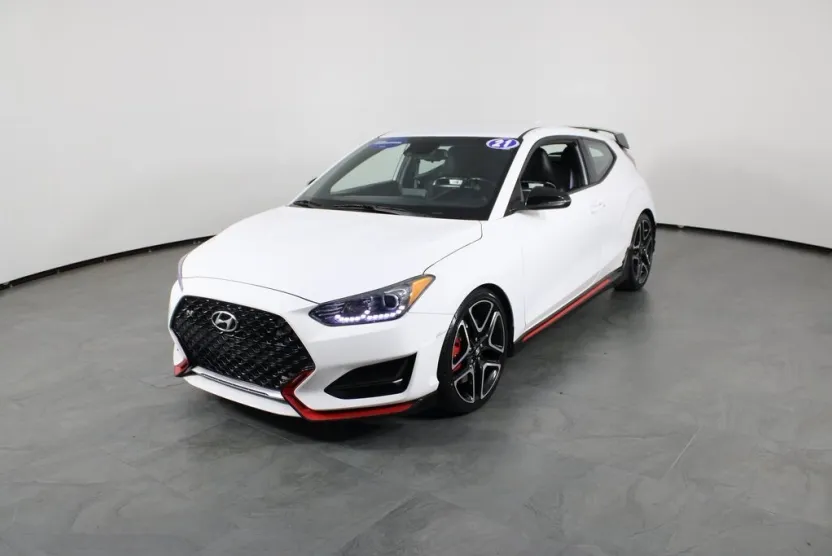 2021 Hyundai Veloster N photo 1