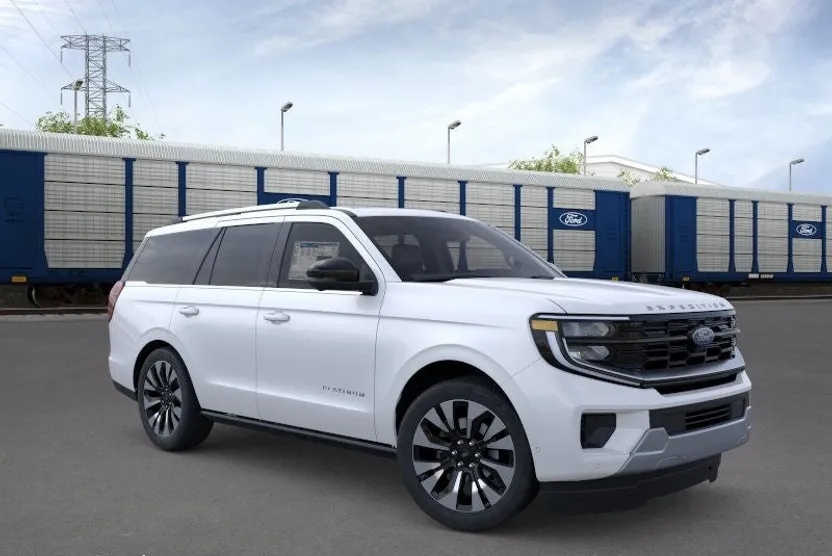 2025 Ford Expedition Platinum photo 1