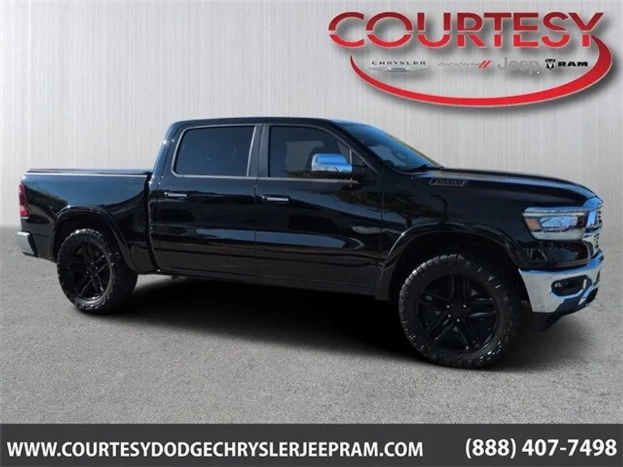 2022 Ram 1500 Laramie photo 1