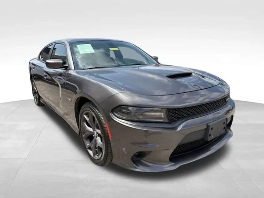 2019 Dodge Charger R/T photo 1