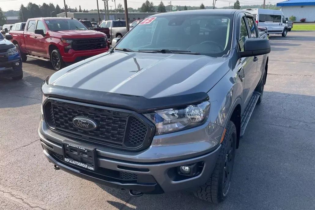 2023 Ford Ranger XLT photo 1
