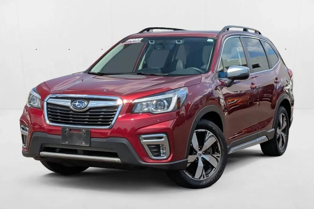 2020 Subaru Forester Touring photo 1