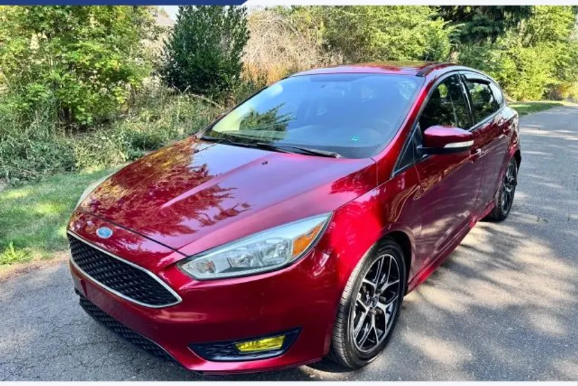 2015 Ford Focus SE photo 1