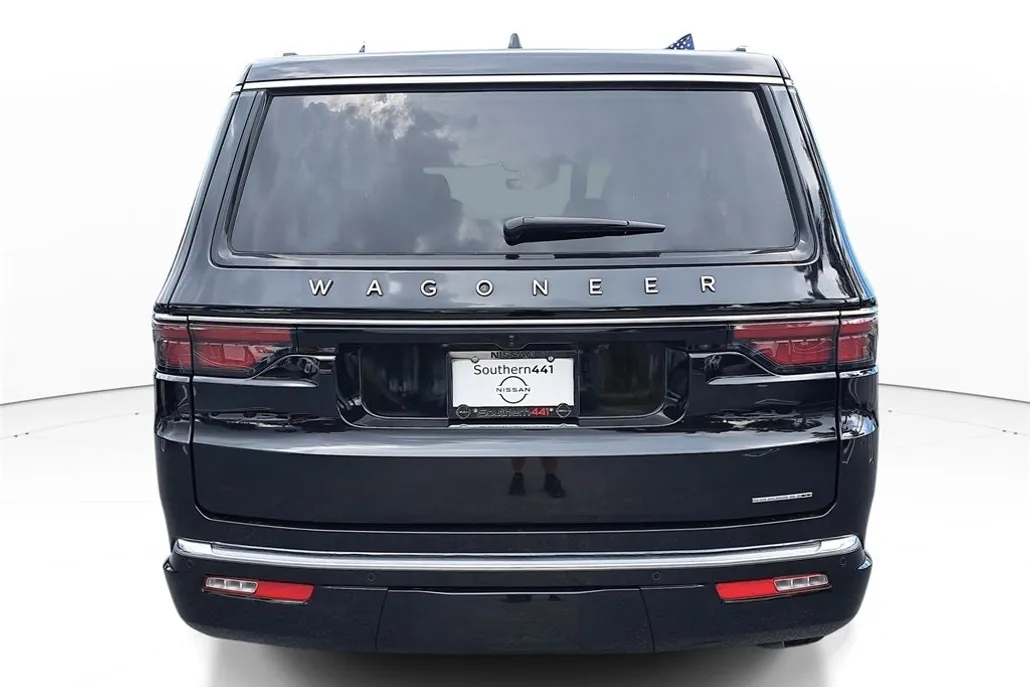2024 Jeep Wagoneer Series II photo 1