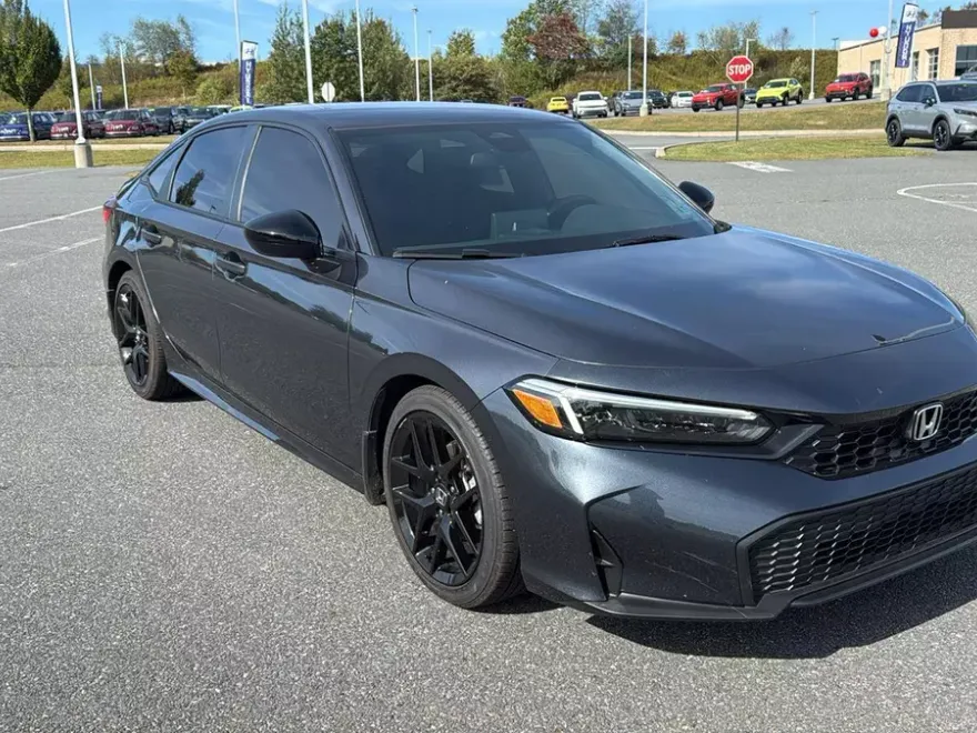 2025 Honda Civic Sport photo 1