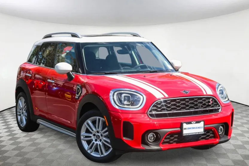 2023 Mini Cooper Signature photo 1