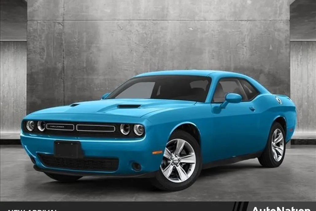 2019 Dodge Challenger SXT photo 1