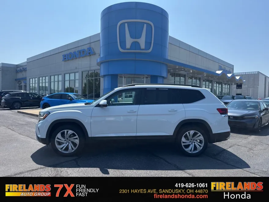 2022 Volkswagen Atlas V6 SE Technology photo 1