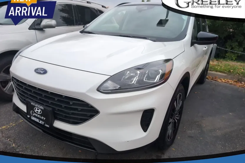 2022 Ford Escape SE photo 1