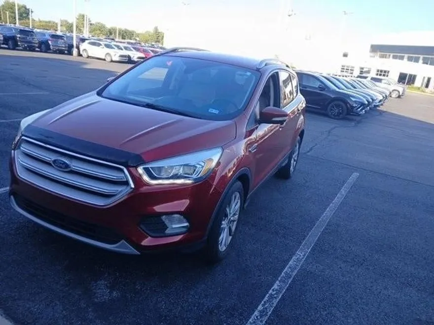 2017 Ford Escape Titanium photo 1