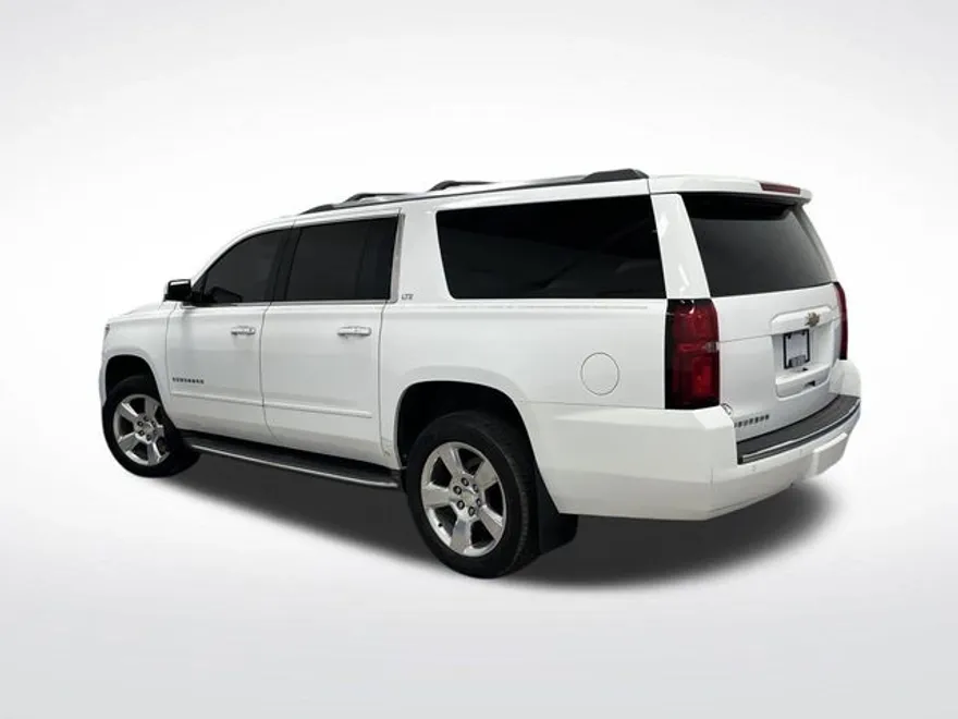2016 Chevrolet Suburban LTZ photo 1