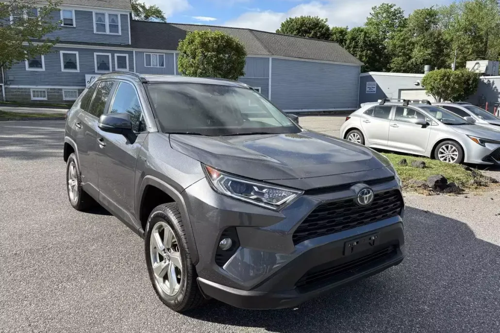 2021 Toyota RAV4 Hybrid XLE Premium photo 1