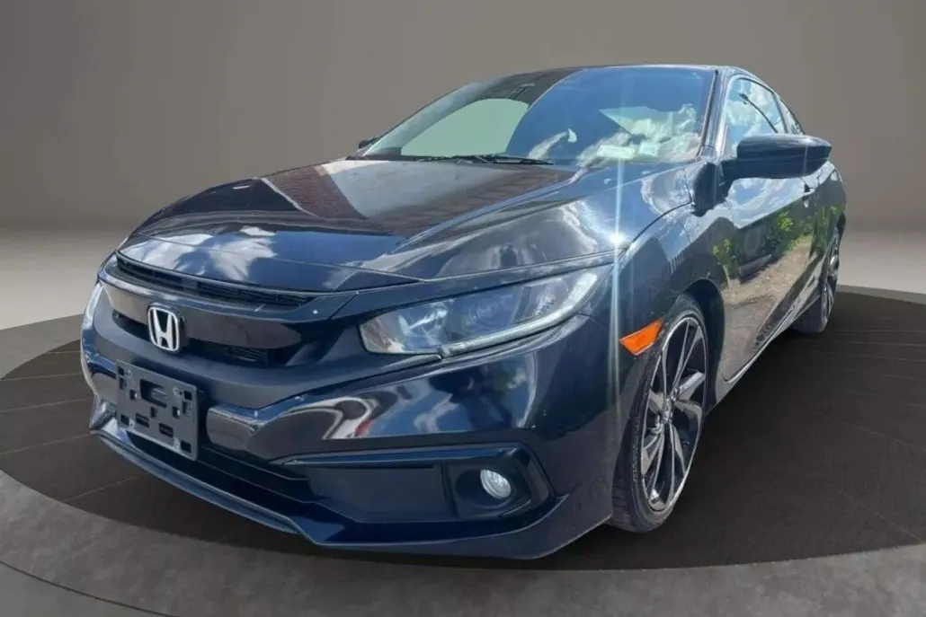 2019 Honda Civic Sport photo 1