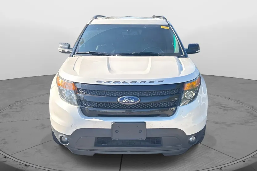 2014 Ford Explorer Sport photo 1