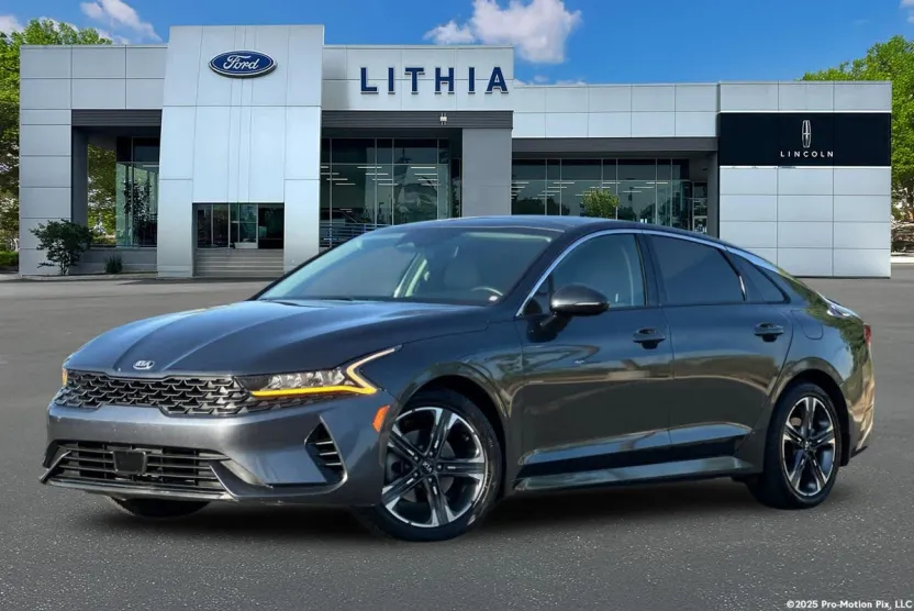 2021 Kia K5 EX photo 1