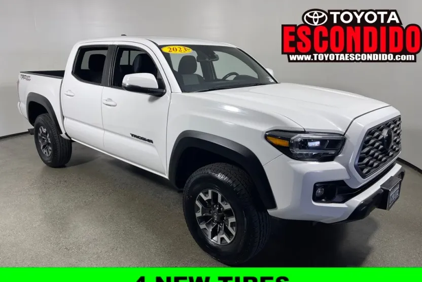 2023 Toyota Tacoma SR5 photo 1