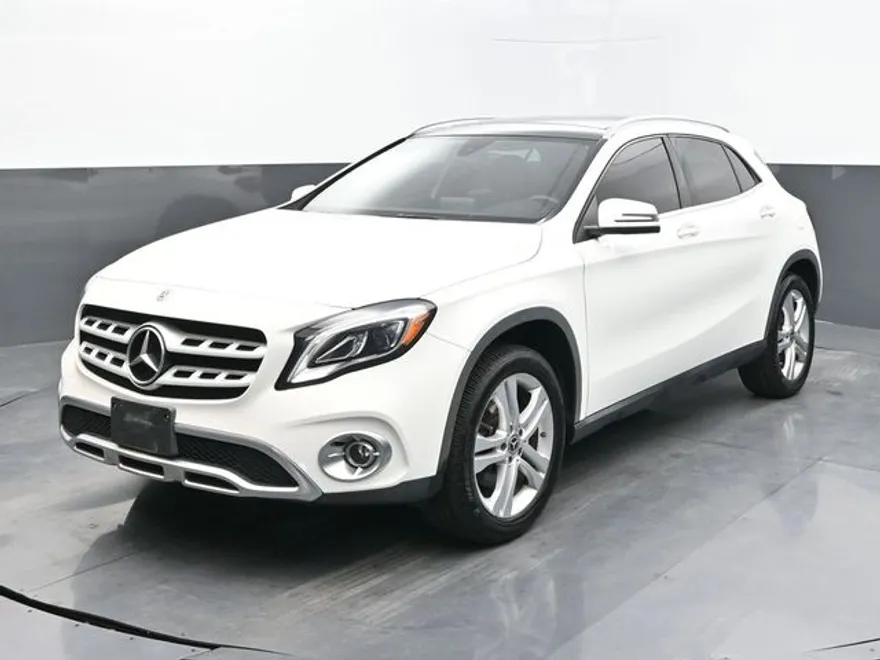 2020 Mercedes Benz GLA 250 4MATIC photo 1