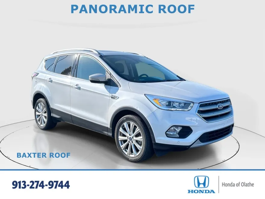 2017 Ford Escape Titanium photo 1