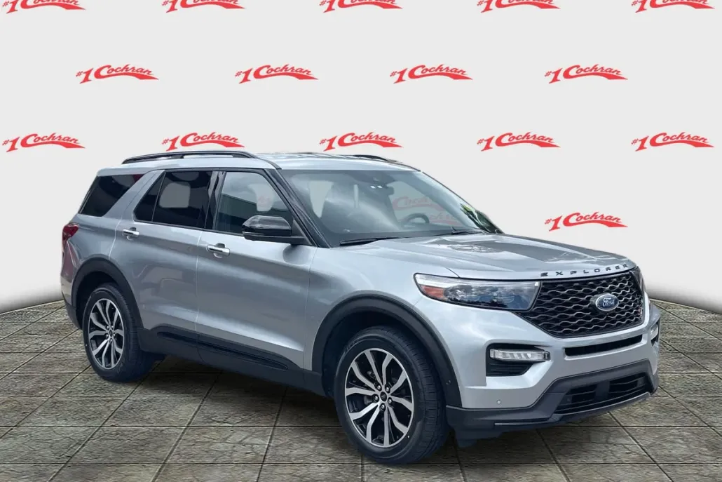 2020 Ford Explorer ST photo 1