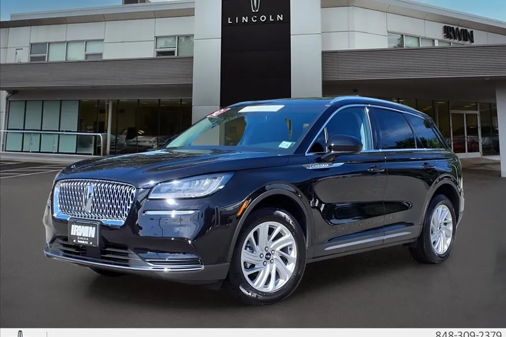 2021 Lincoln Corsair Standard photo 1