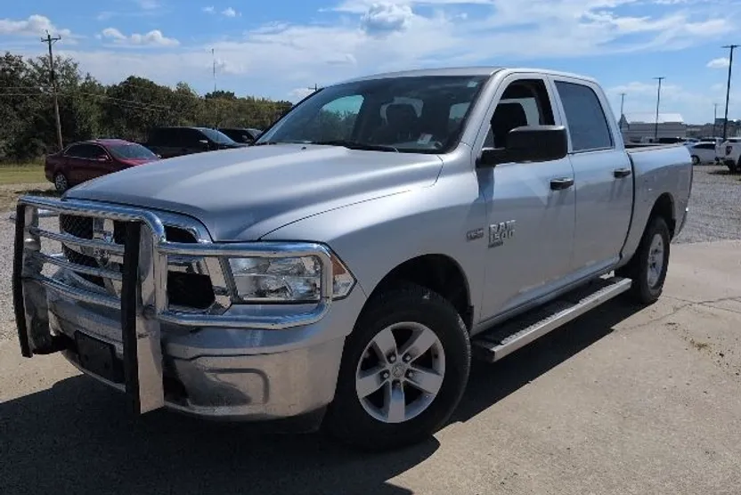 2019 Ram 1500 Classic Tradesman photo 1