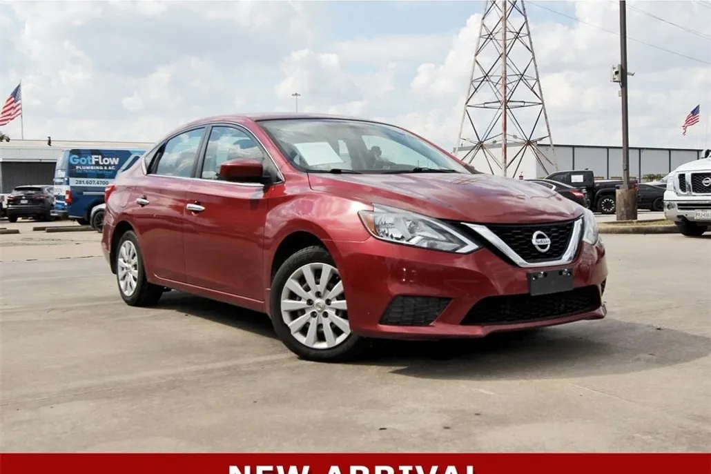2016 Nissan Sentra SV photo 1