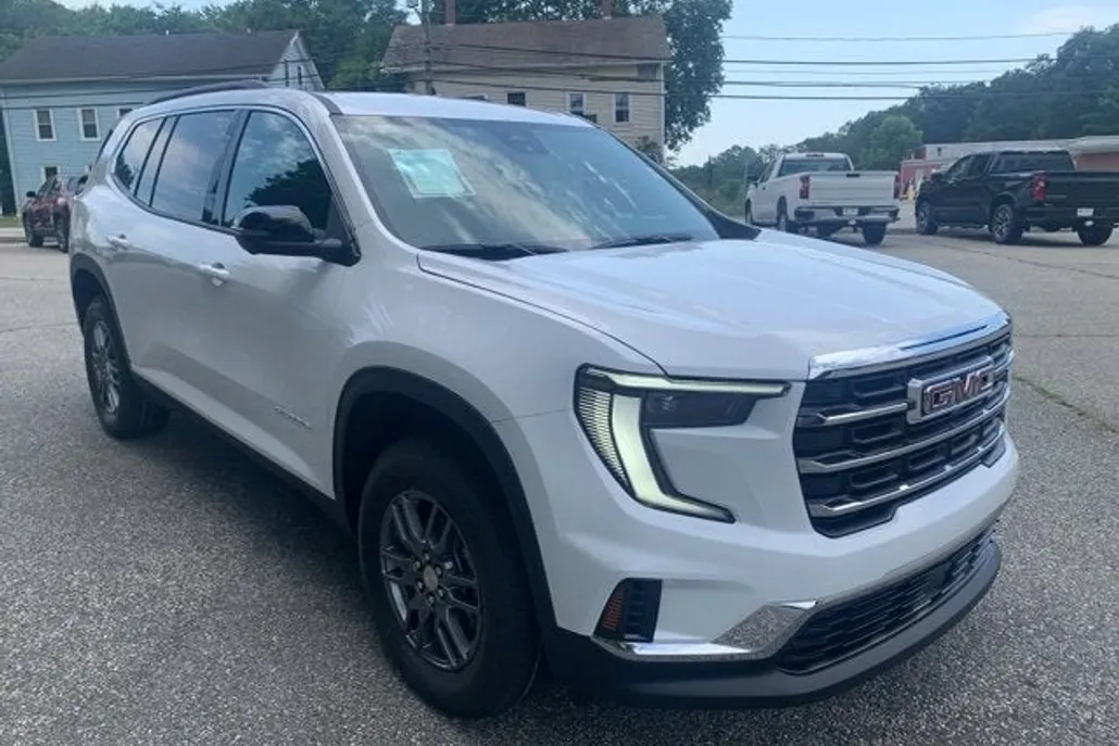 2026 Gmc Acadia Elevation photo 1