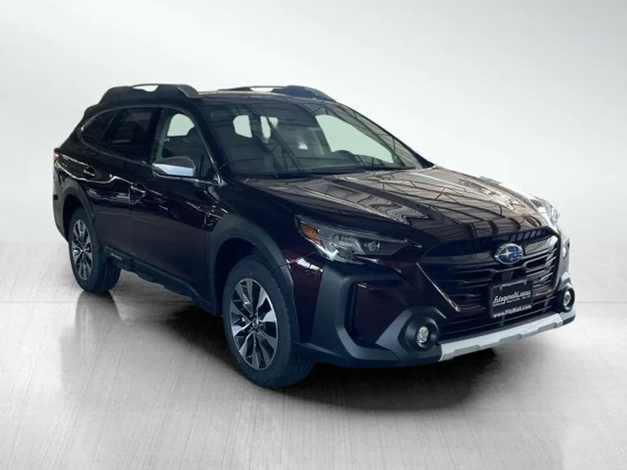 2025 Subaru Outback Touring photo 1