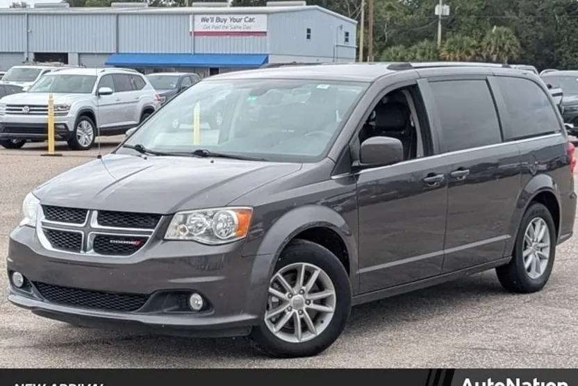 2019 Dodge Grand Caravan SXT photo 1