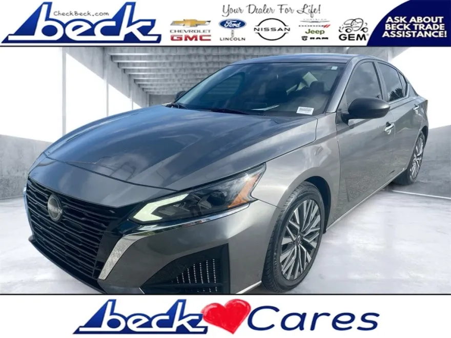 2024 Nissan Altima 2.5 SV photo 1