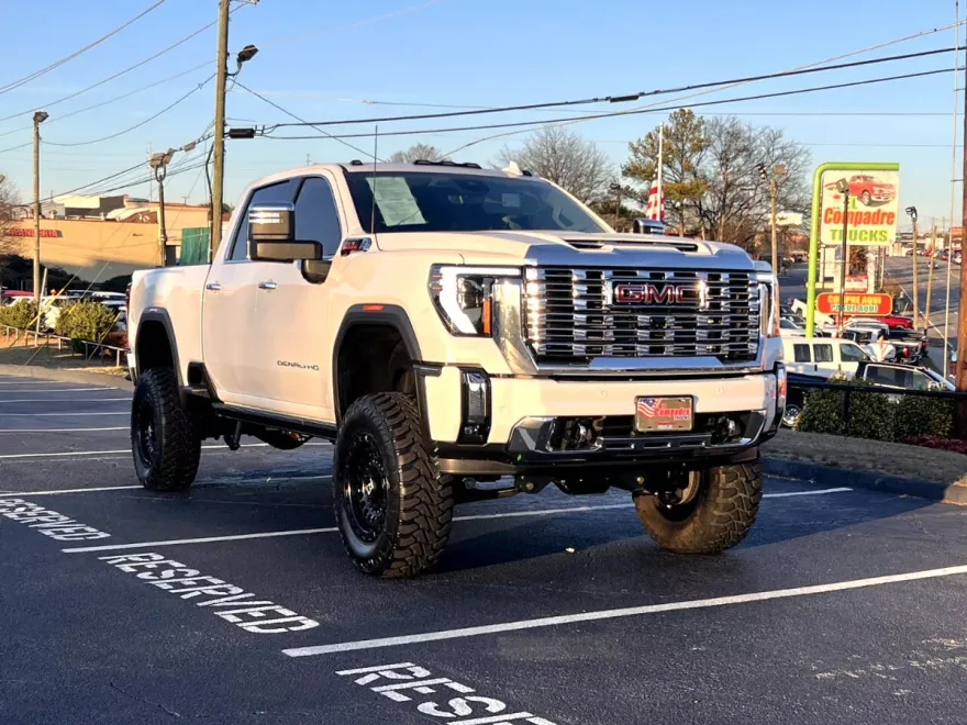 2024 Gmc Sierra HD Denali photo 1