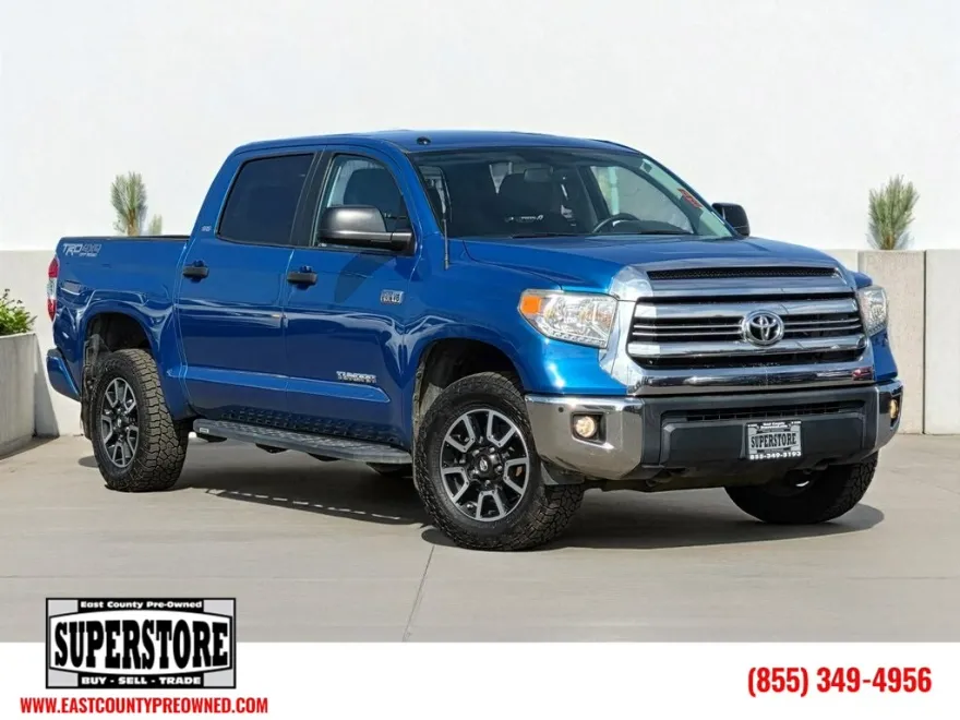 2017 Toyota Tundra SR5 photo 1