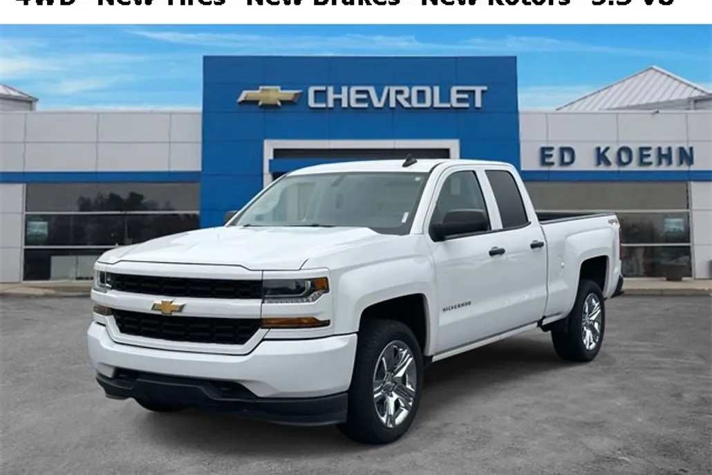 2018 Chevrolet Silverado 1500 Custom photo 1