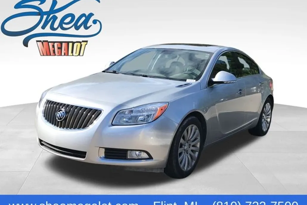 2013 Buick Regal Premium I photo 1