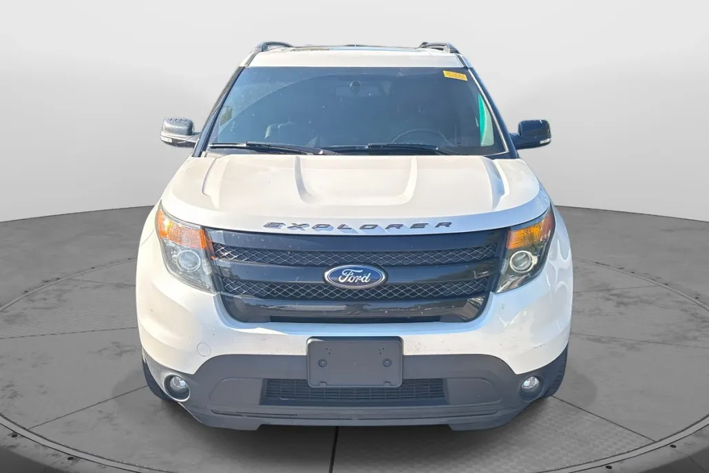 2014 Ford Explorer Sport photo 1