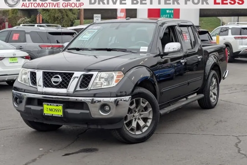 2016 Nissan Frontier SV photo 1