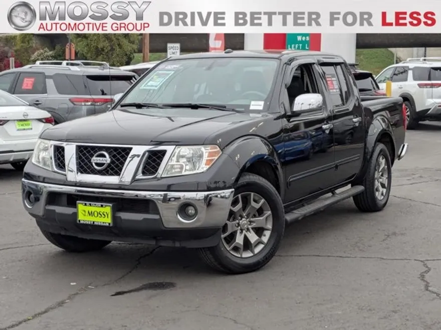 2016 Nissan Frontier SV photo 1