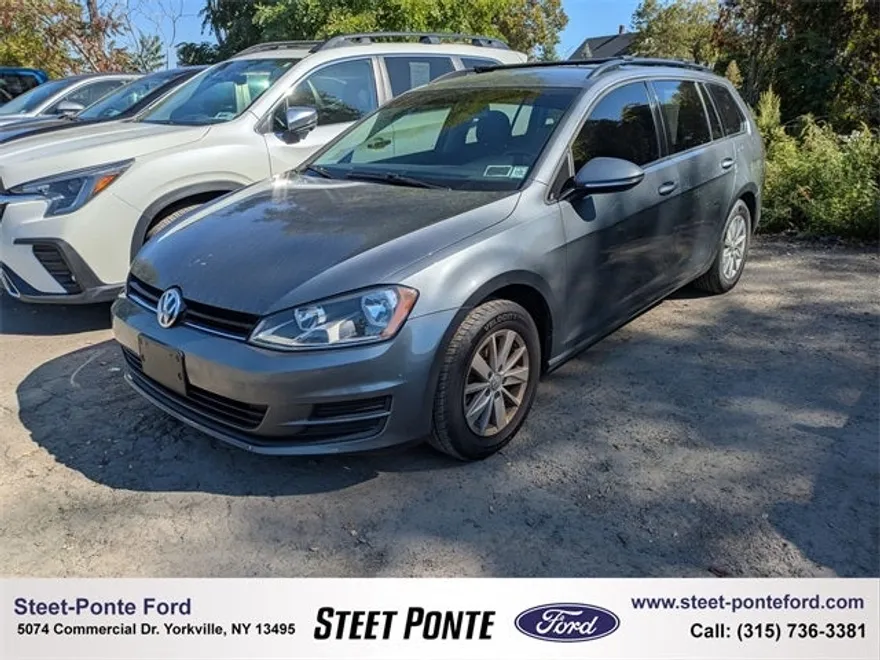 2015 Volkswagen Golf SportWagen S photo 1